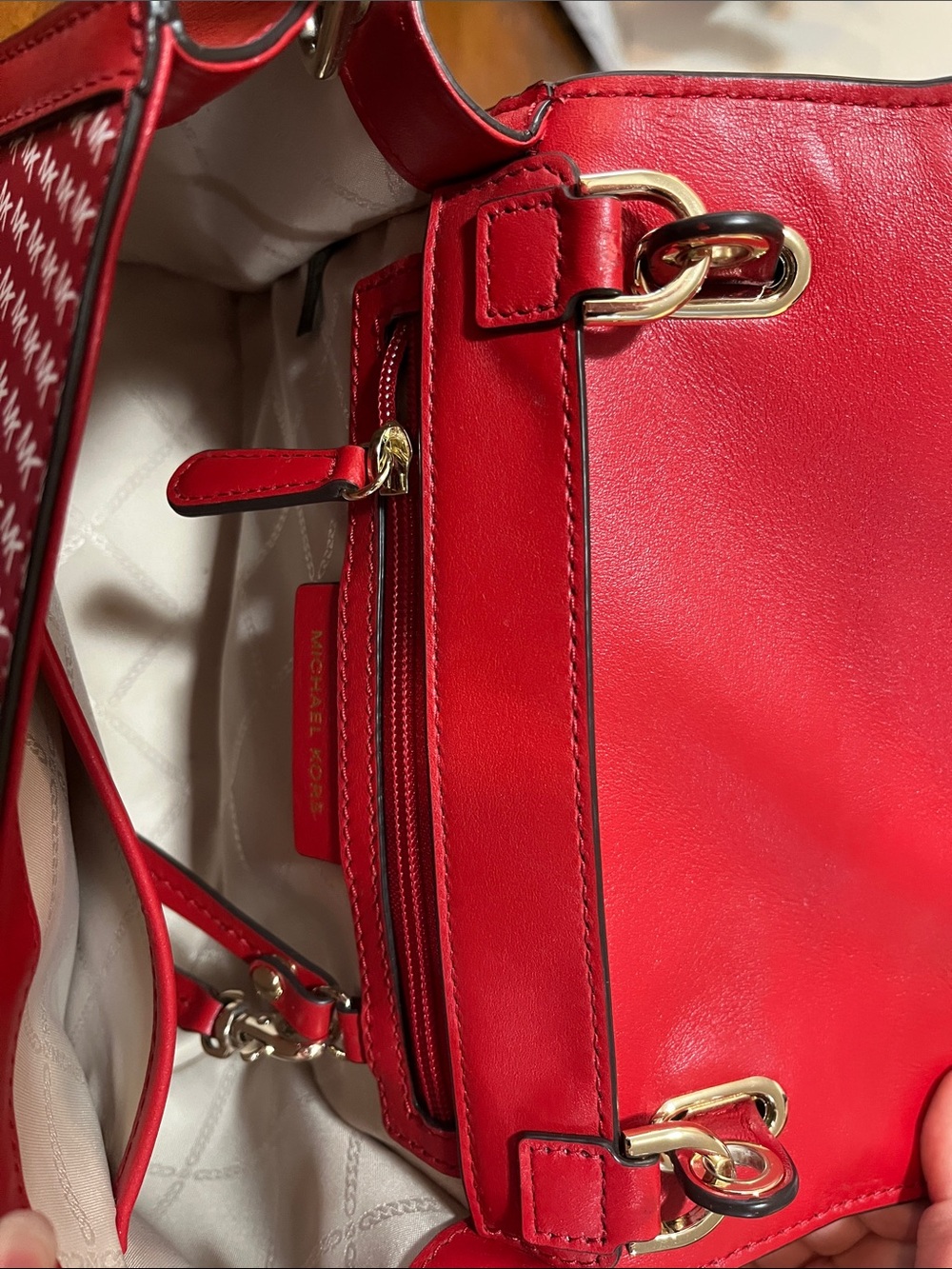 Michael Kors Red and White Logo Top-Handle Satchel - Picture 5 of 8